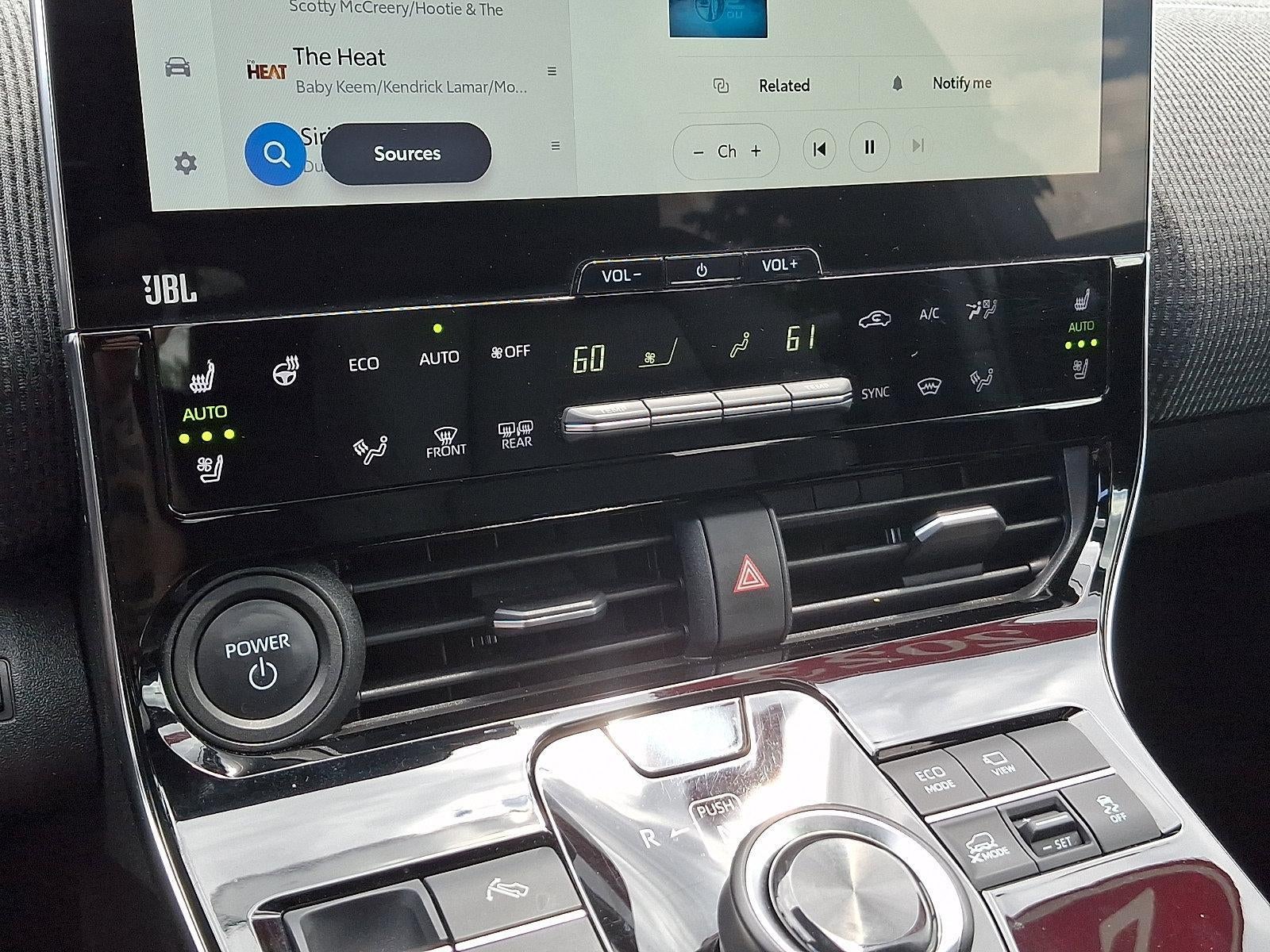 2023 Toyota bZ4X Limited AWD (Natl)