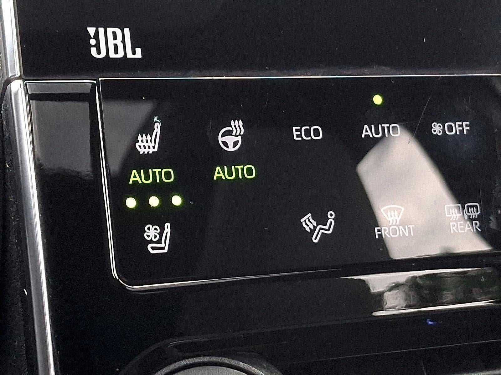 2023 Toyota bZ4X Limited AWD (Natl)