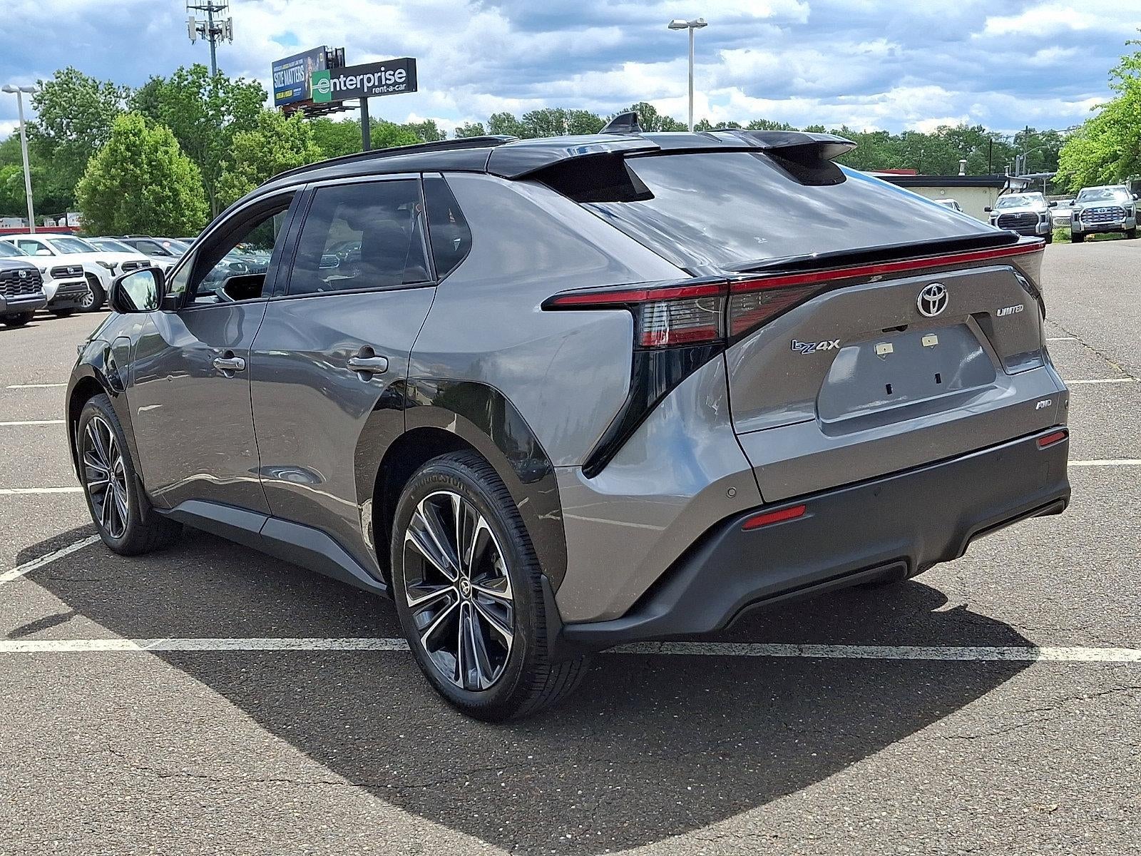 2023 Toyota bZ4X Limited AWD (Natl)
