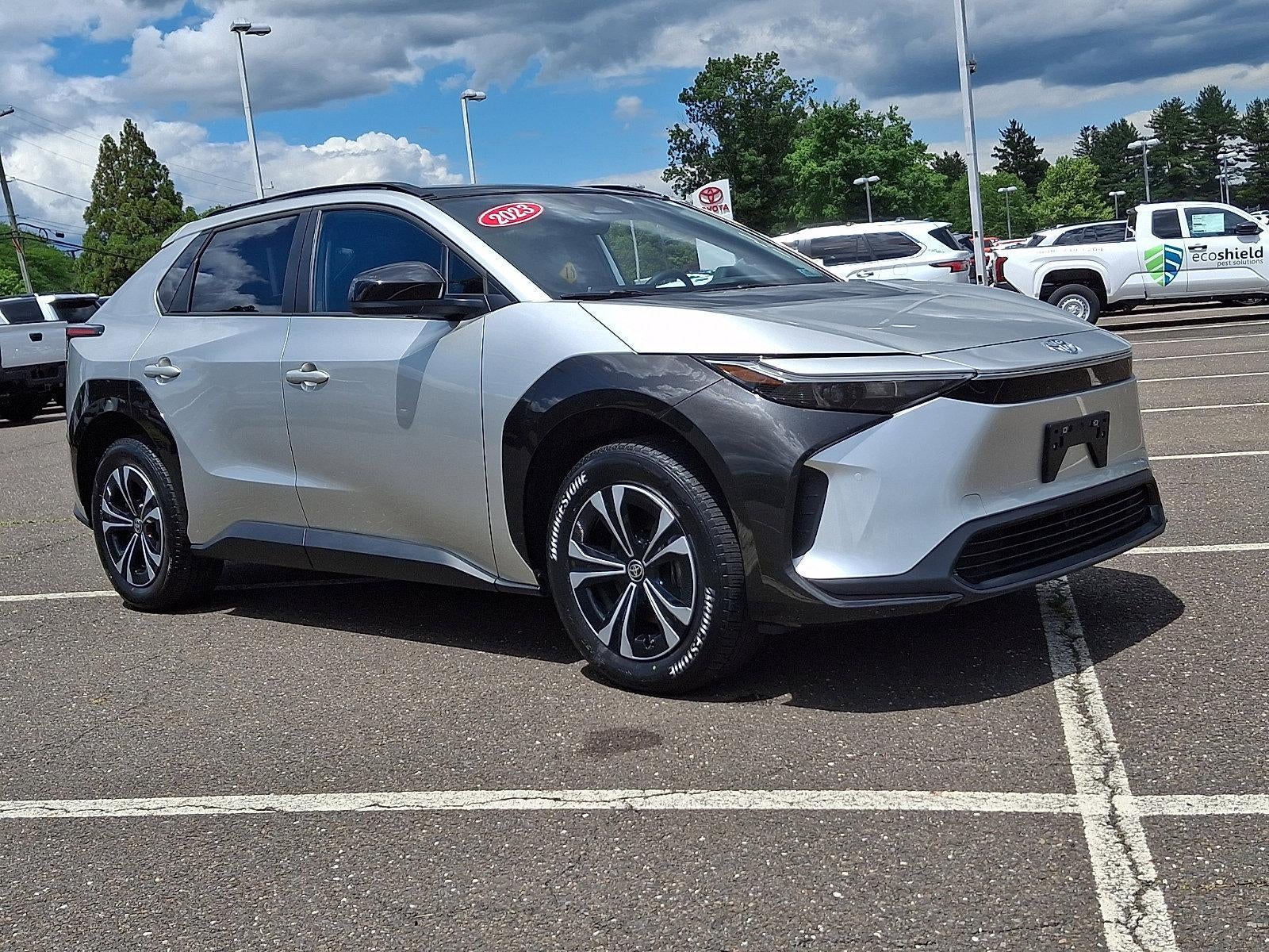2023 Toyota bZ4X XLE AWD (Natl)
