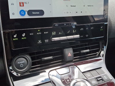 2023 Toyota bZ4X XLE AWD (Natl)
