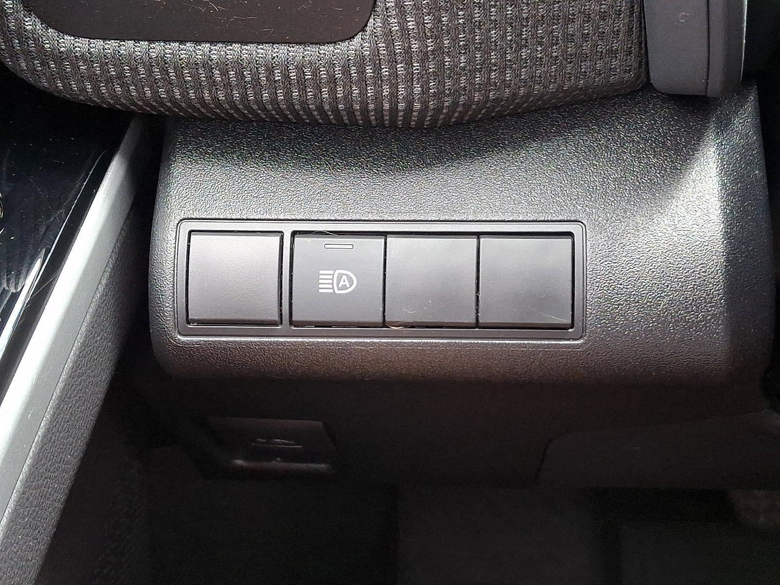 2023 Toyota bZ4X XLE AWD (Natl)