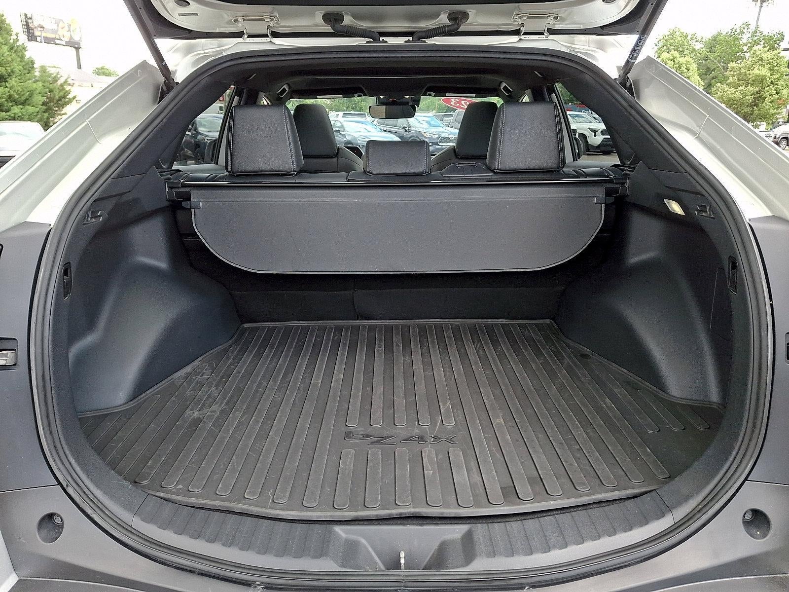 2023 Toyota bZ4X XLE AWD (Natl)
