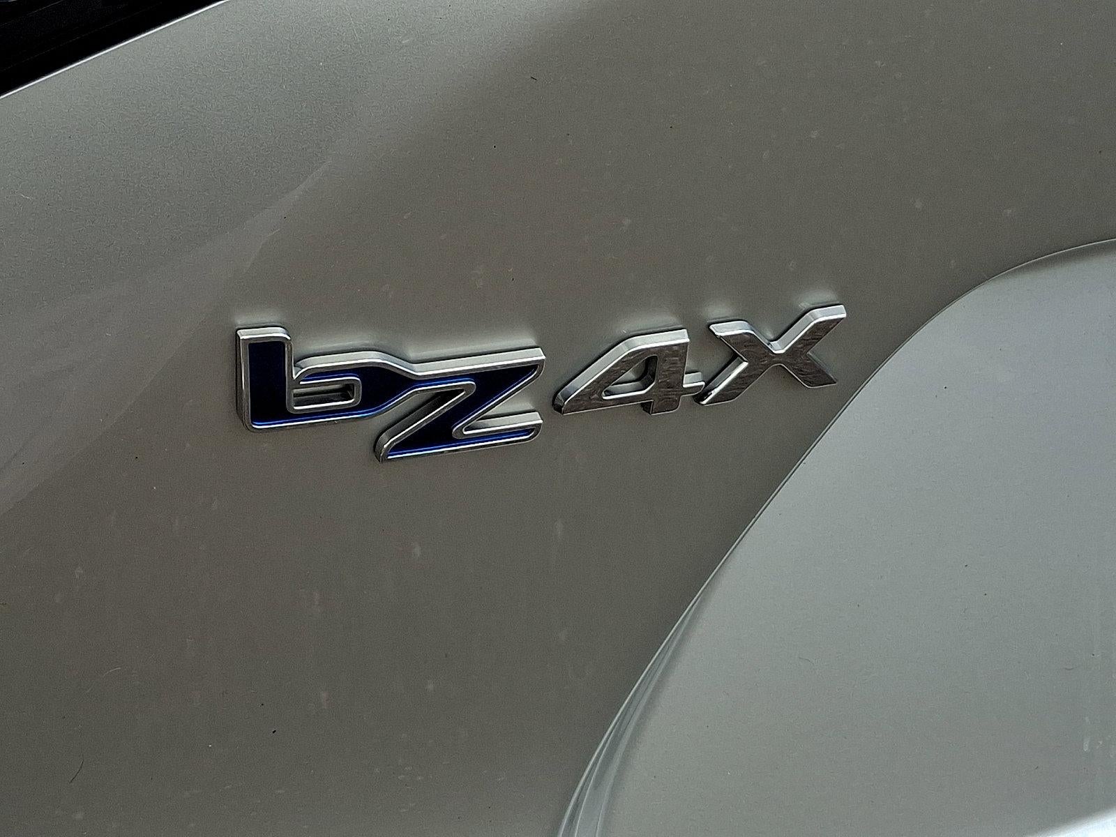 2023 Toyota bZ4X XLE AWD (Natl)
