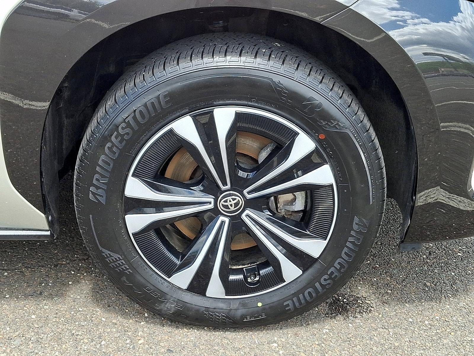 2023 Toyota bZ4X XLE AWD (Natl)