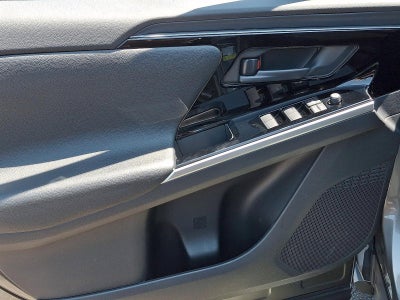 2023 Toyota bZ4X XLE AWD (Natl)