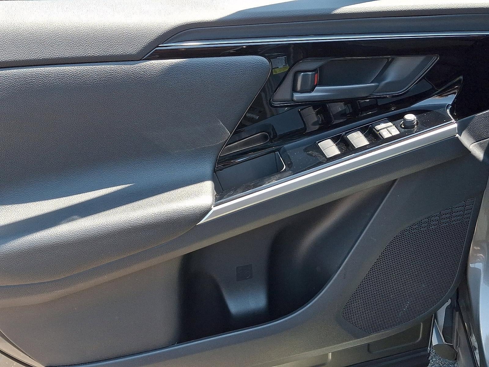 2023 Toyota bZ4X XLE AWD (Natl)