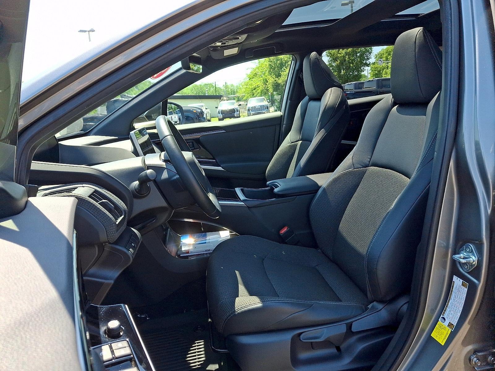 2023 Toyota bZ4X XLE AWD (Natl)