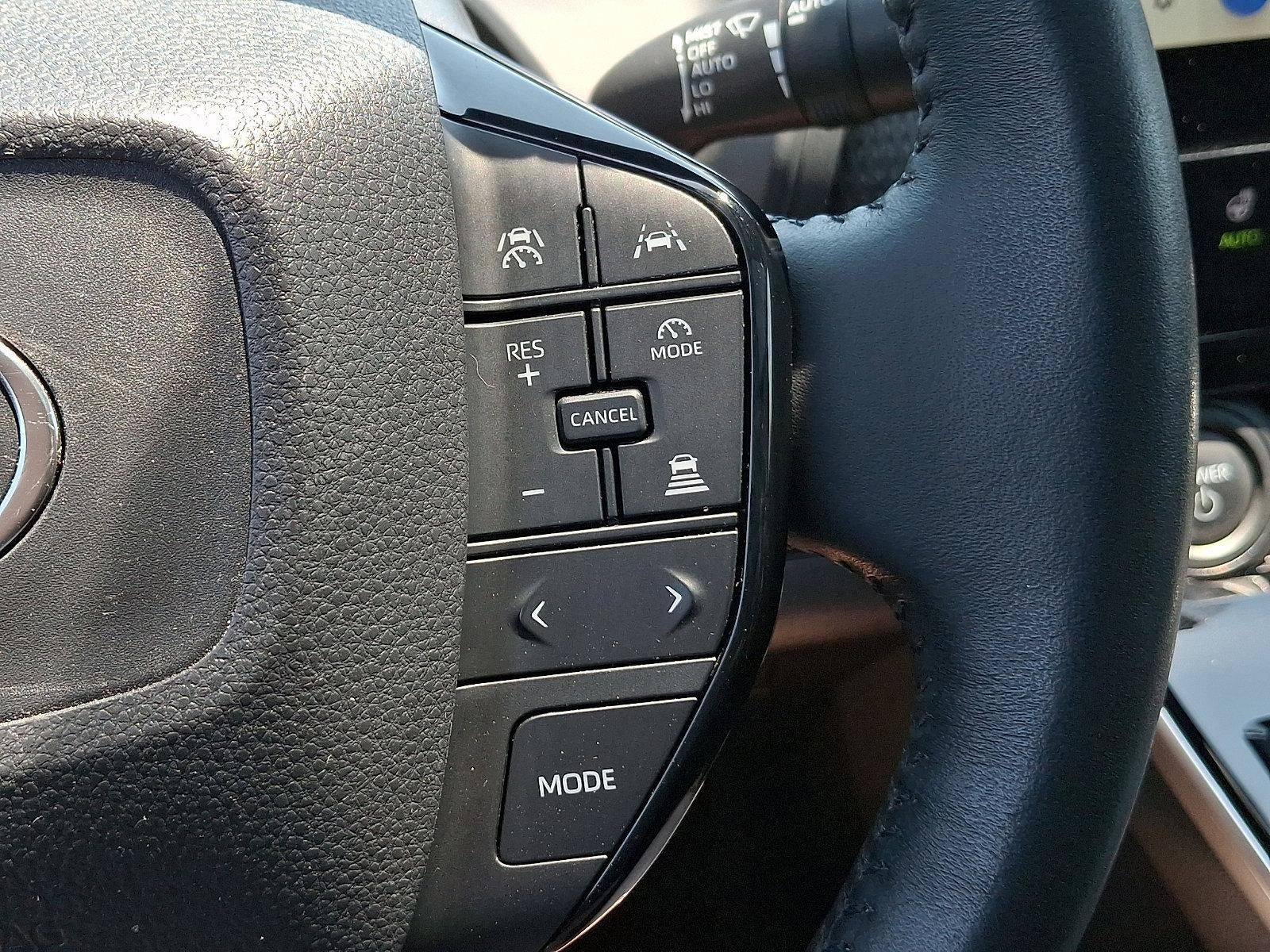 2023 Toyota bZ4X XLE AWD (Natl)