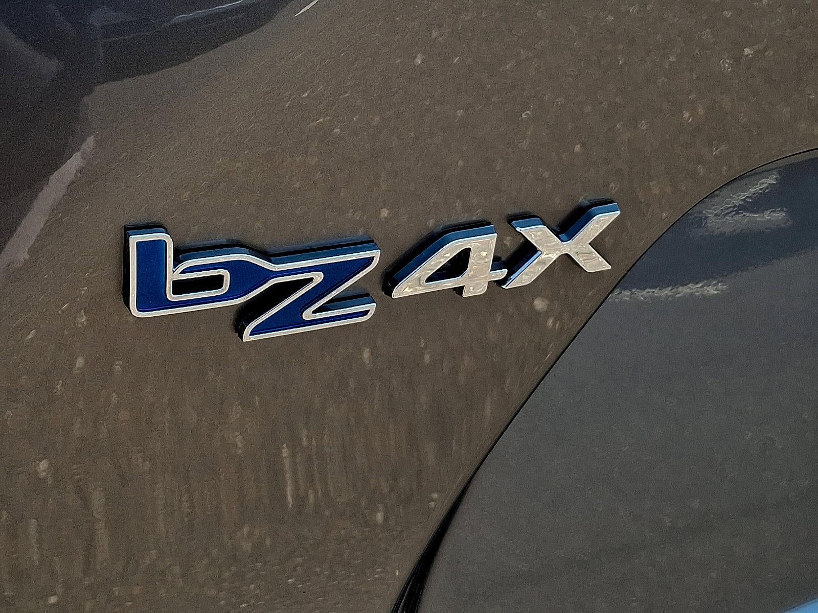 2023 Toyota bZ4X XLE AWD (Natl)