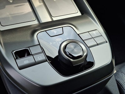 2026 Toyota bZ XLE Plus FWD (Natl)