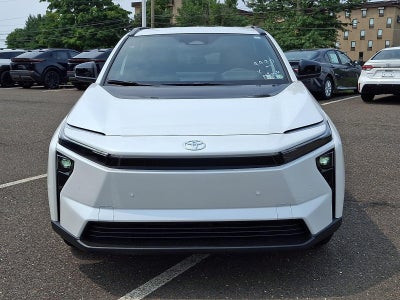2026 Toyota bZ XLE Plus FWD (Natl)