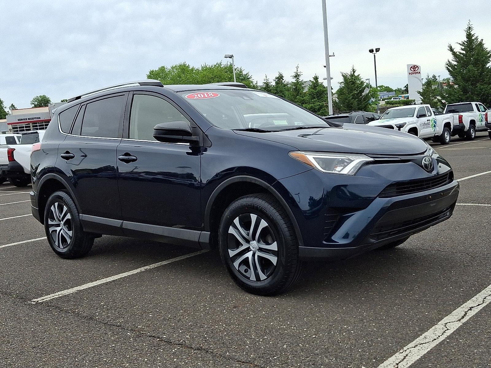 2018 Toyota RAV4 LE AWD (Natl)
