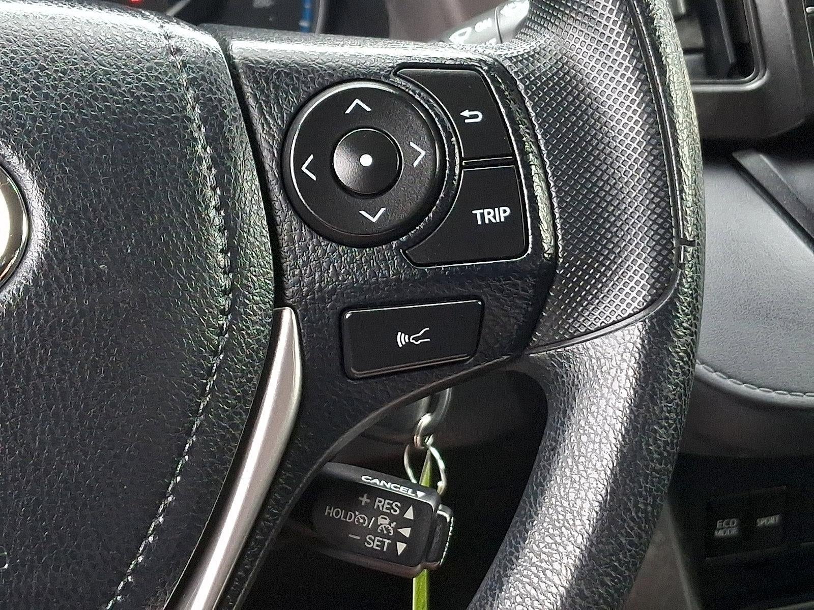 2018 Toyota RAV4 LE AWD (Natl)