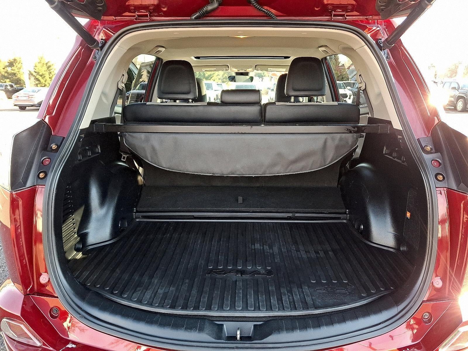 2018 Toyota RAV4 Hybrid Limited AWD (Natl)