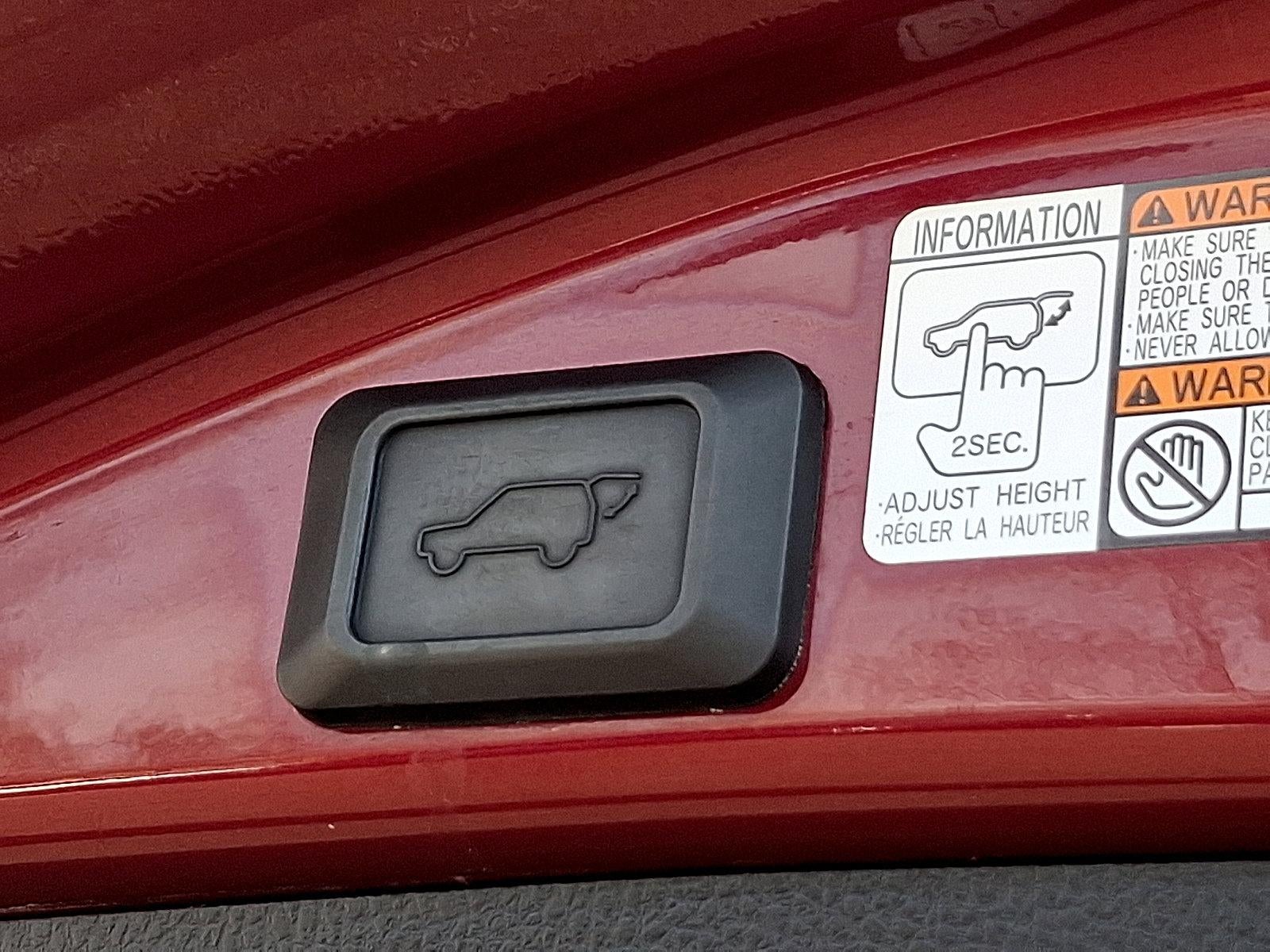 2018 Toyota RAV4 Hybrid Limited AWD (Natl)