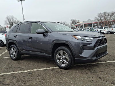 2025 Toyota RAV4 Hybrid XLE AWD (Natl)