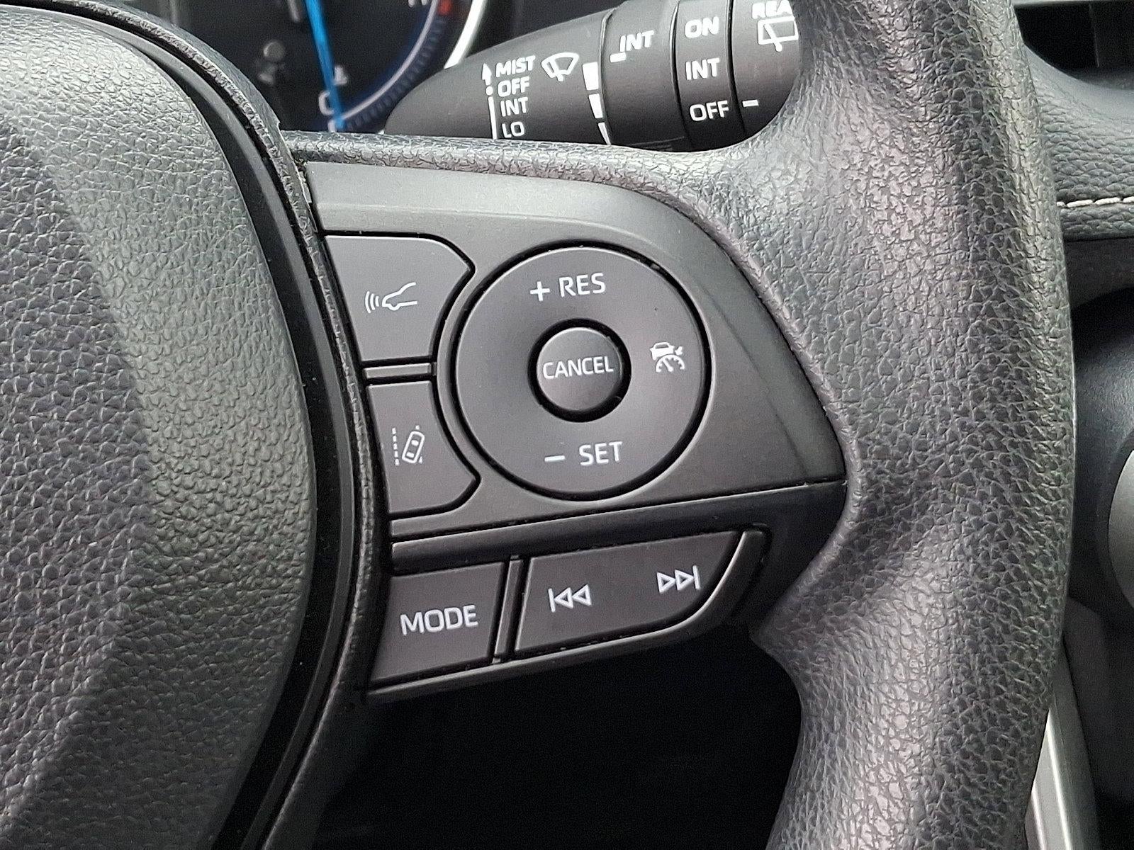 2025 Toyota RAV4 Hybrid XLE AWD (Natl)