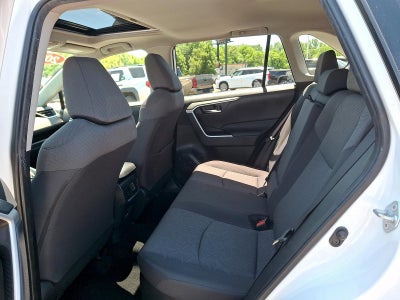2022 Toyota RAV4 Hybrid XLE AWD (Natl)