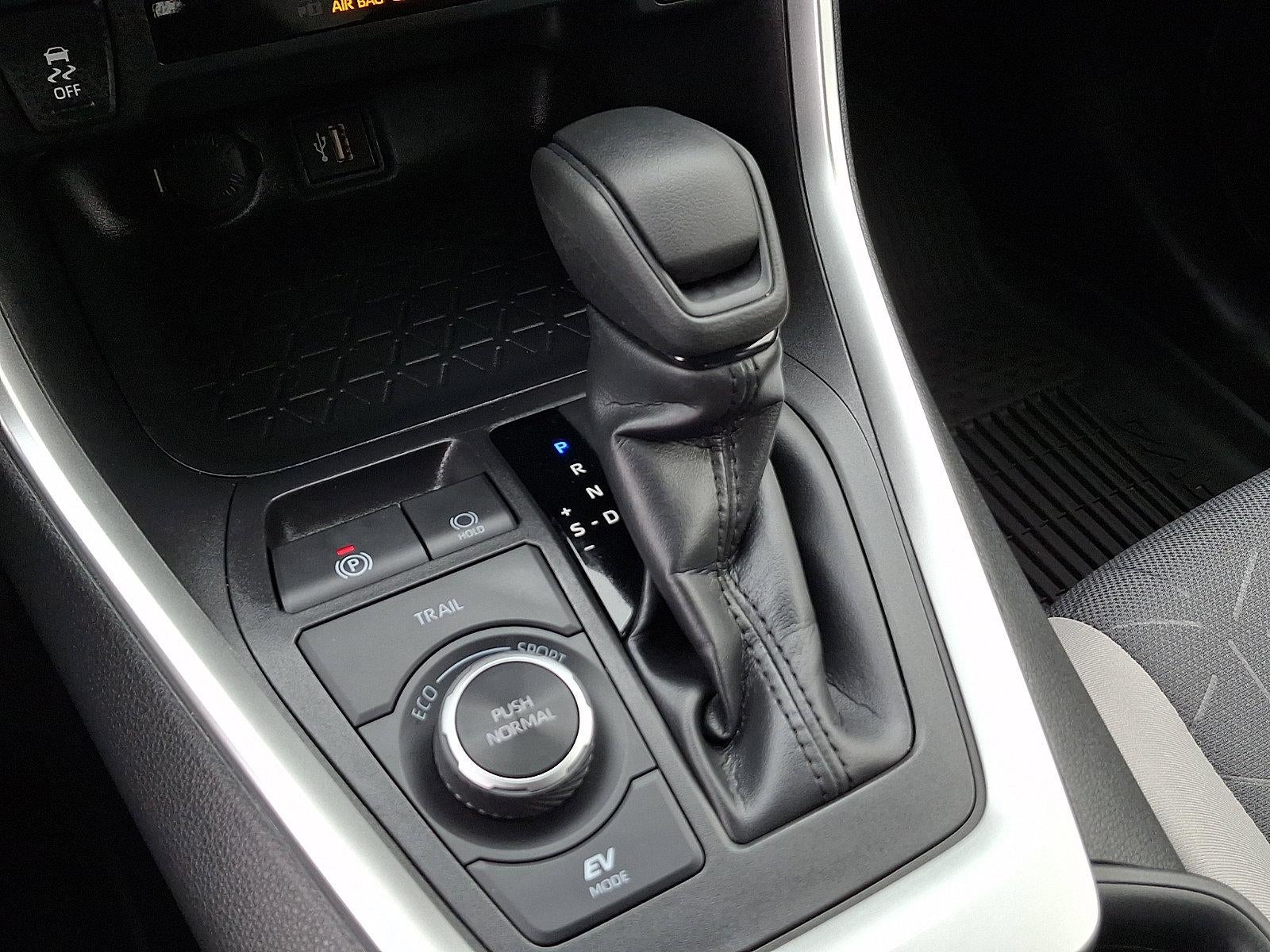 2025 Toyota RAV4 Hybrid XLE AWD (Natl)