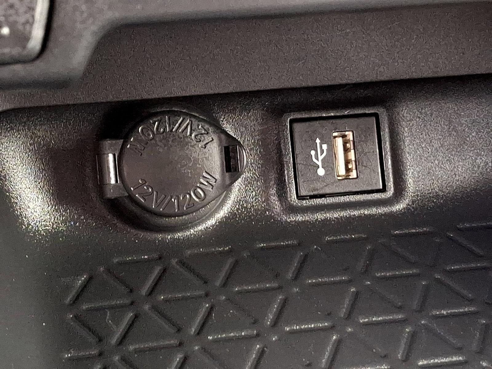 2025 Toyota RAV4 Hybrid XLE AWD (Natl)