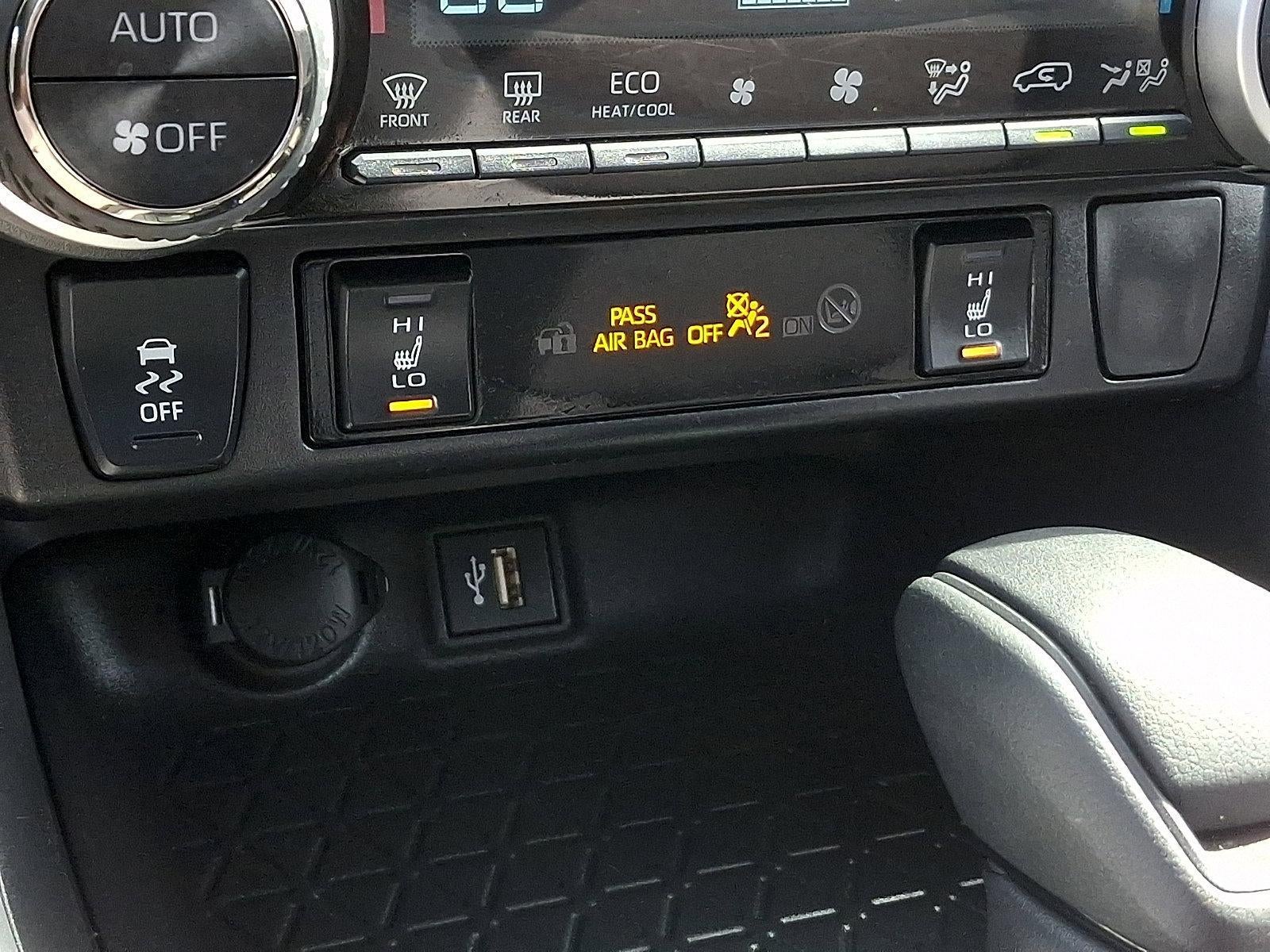 2023 Toyota RAV4 Hybrid XLE AWD (Natl)