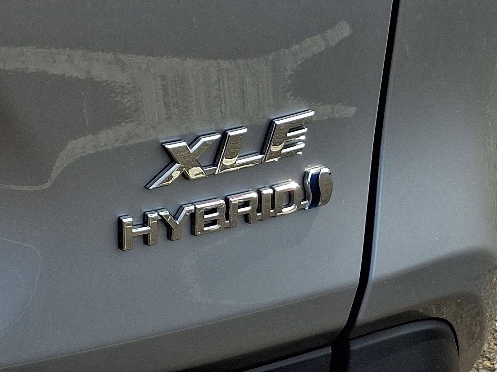 2023 Toyota RAV4 Hybrid XLE AWD (Natl)