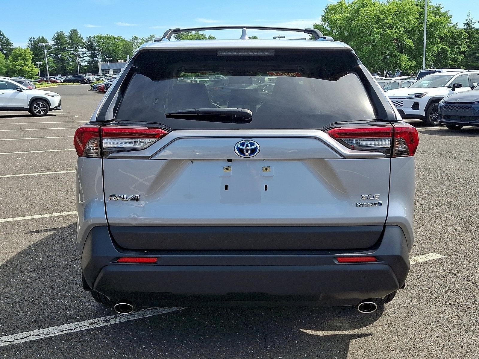 2023 Toyota RAV4 Hybrid XLE AWD (Natl)