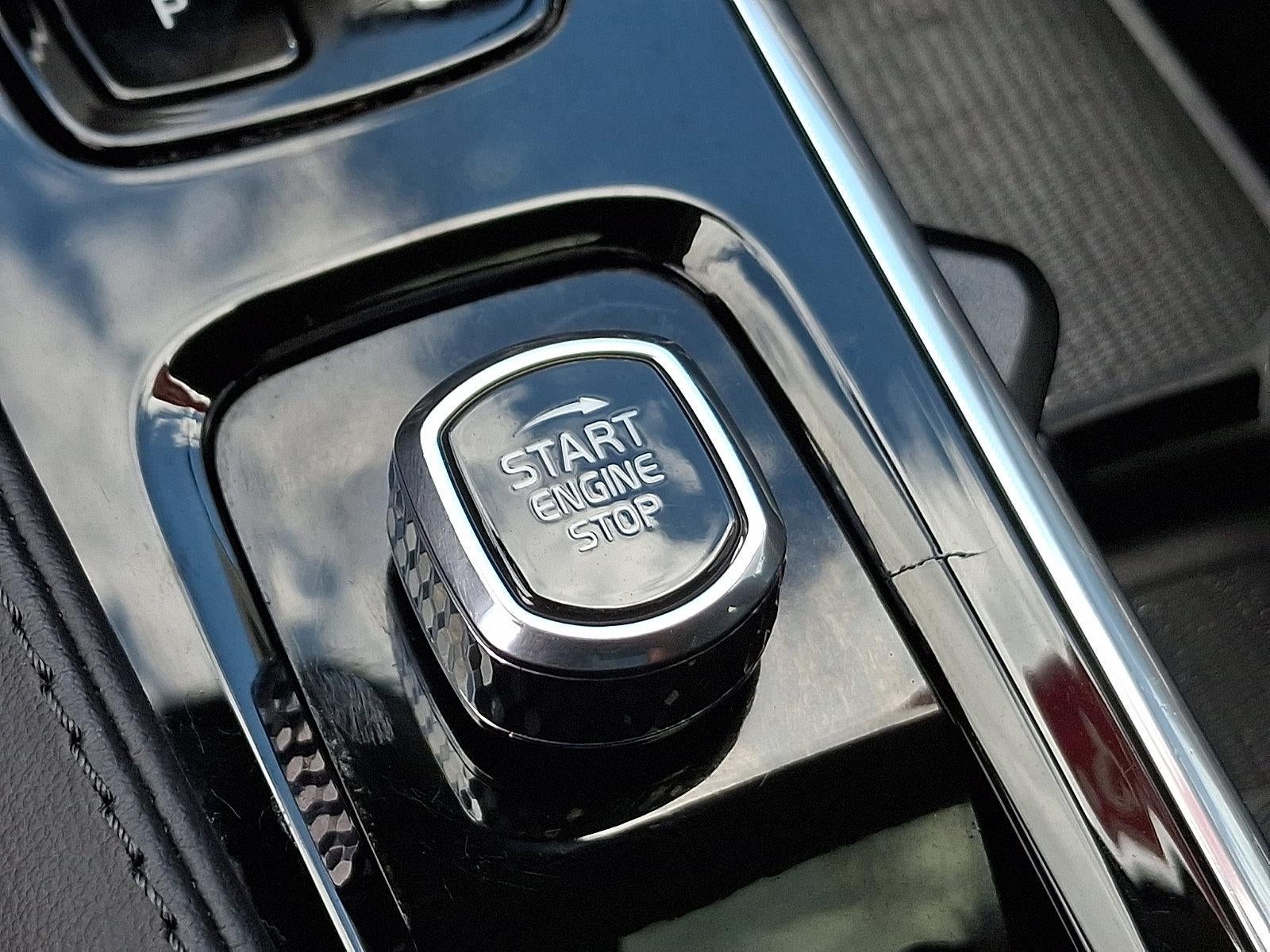 2023 Volvo XC90 B6 AWD Plus 7P