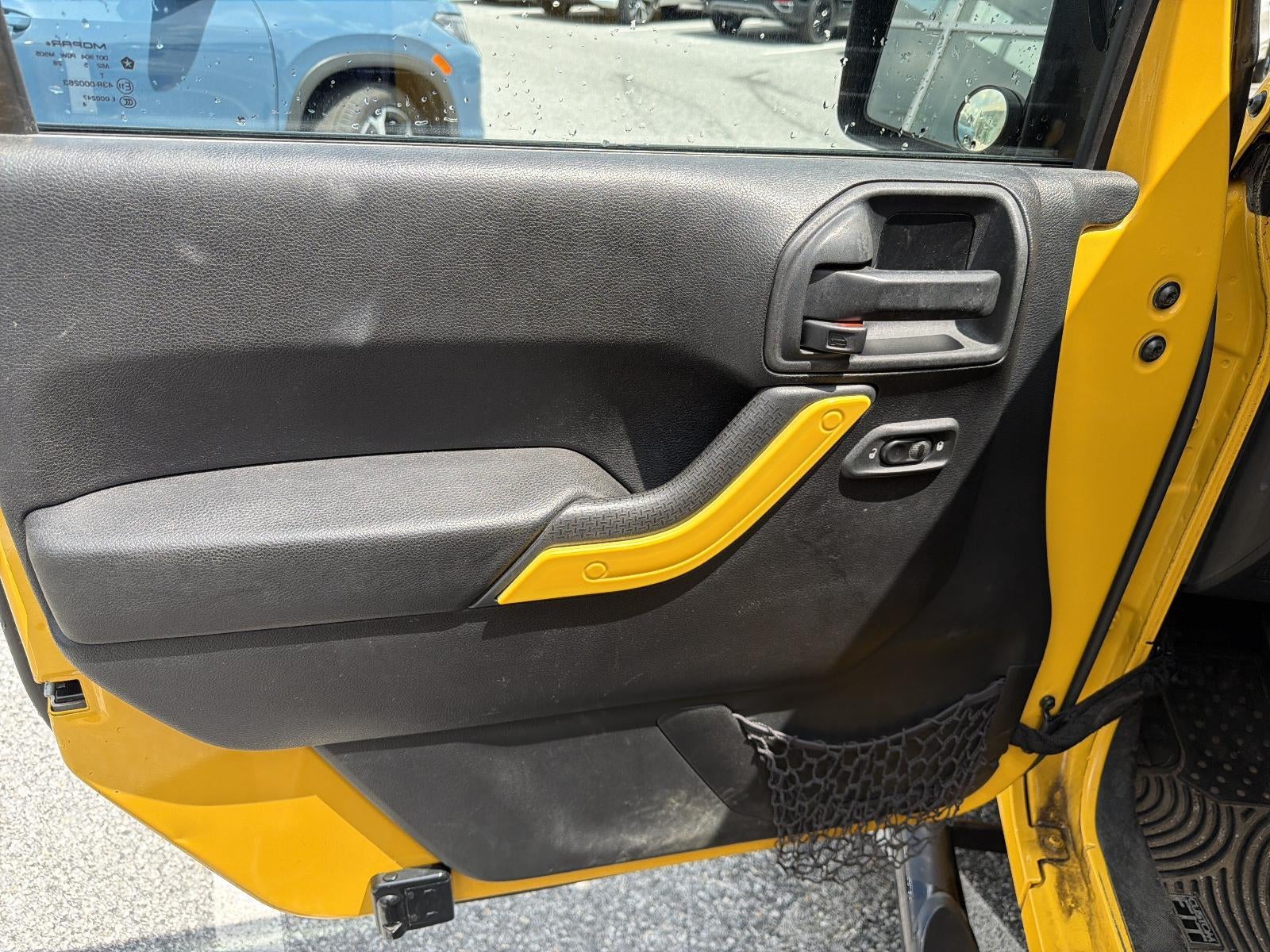 2015 Jeep Wrangler Unlimited 4WD 4dr Sport