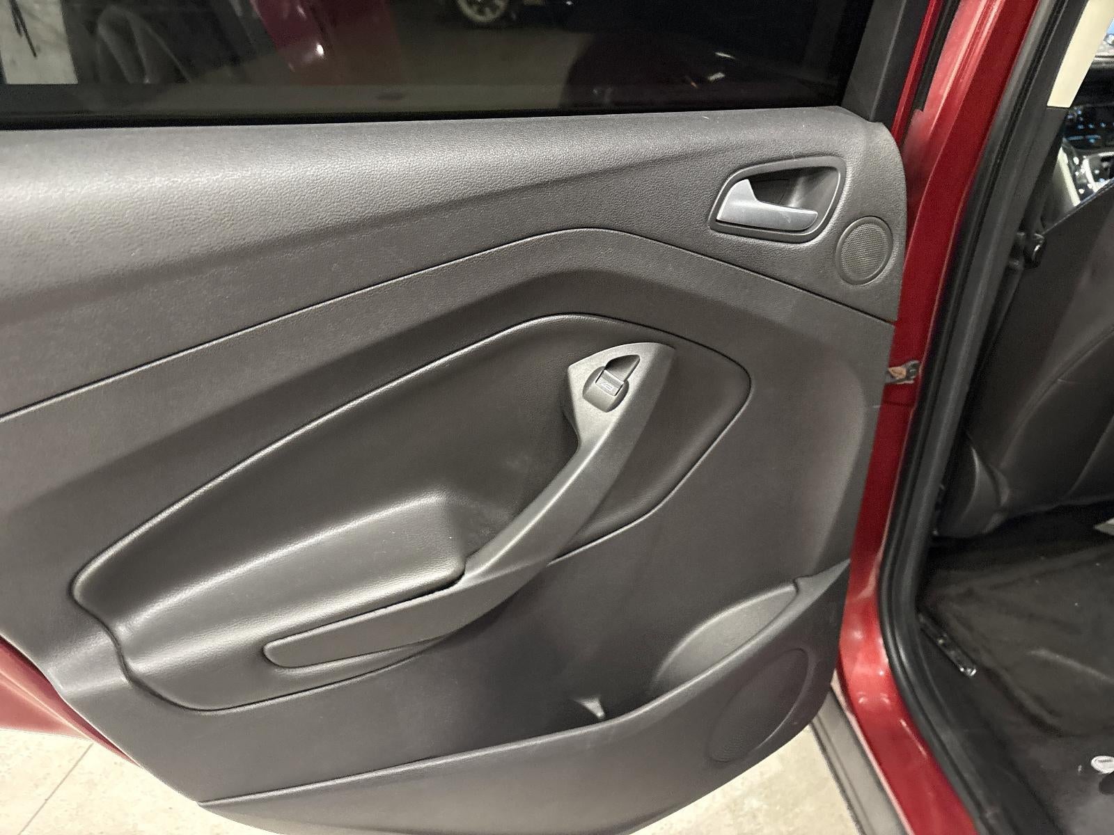 2013 Ford Escape FWD 4dr SEL