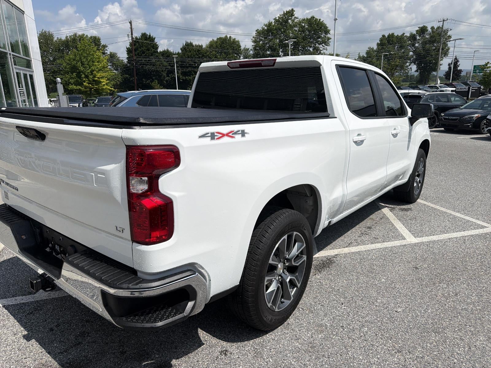 2024 Chevrolet Silverado 1500 Crew Cab Short Box 4-Wheel Drive LT 2FL