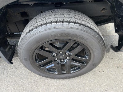 2022 Chevrolet Silverado 1500 LTD Crew Cab Short Box 4-Wheel Drive Custom