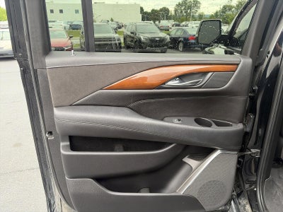2018 Cadillac Escalade ESV 4WD Luxury