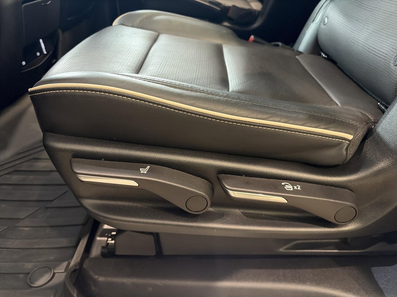 2023 Cadillac Escalade ESV 4WD Sport