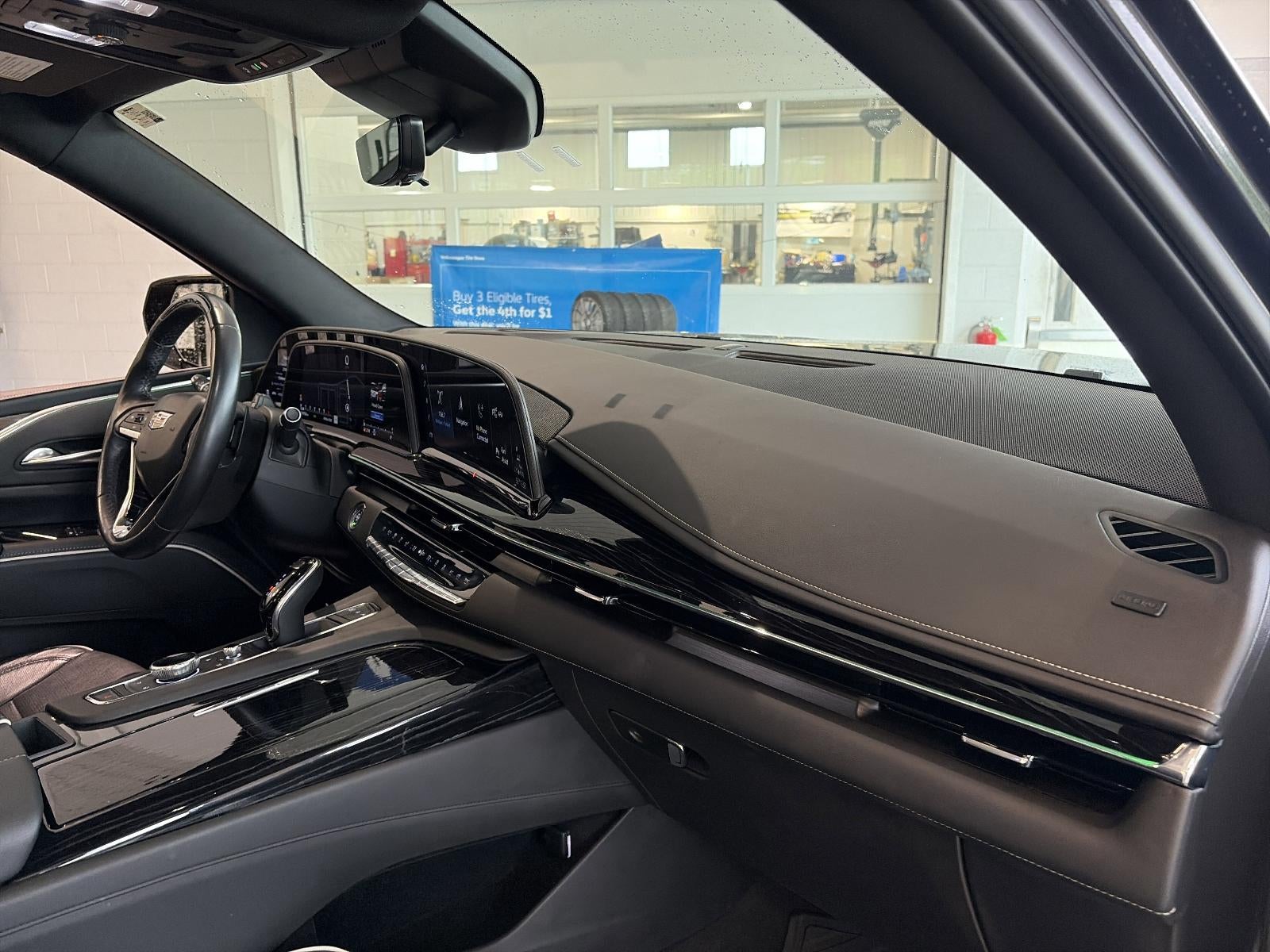 2023 Cadillac Escalade ESV 4WD Sport