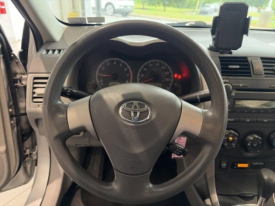 2010 Toyota Corolla 4dr Sdn Auto LE (Natl)