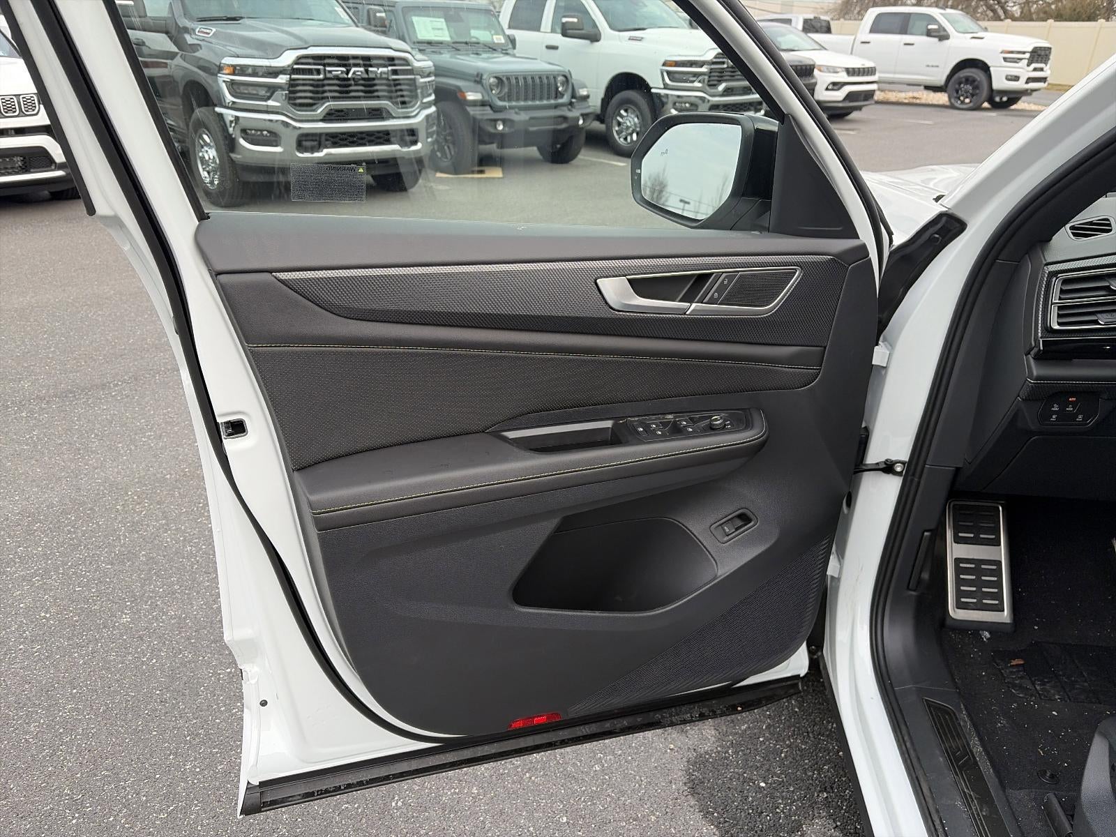 2026 Volkswagen Atlas Cross Sport 2.0T SEL R-Line Black 4MOTION