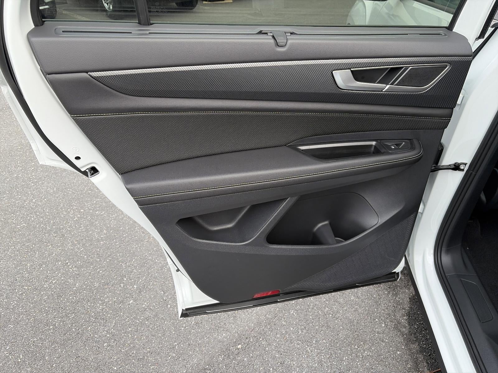 2026 Volkswagen Atlas Cross Sport 2.0T SEL R-Line Black 4MOTION