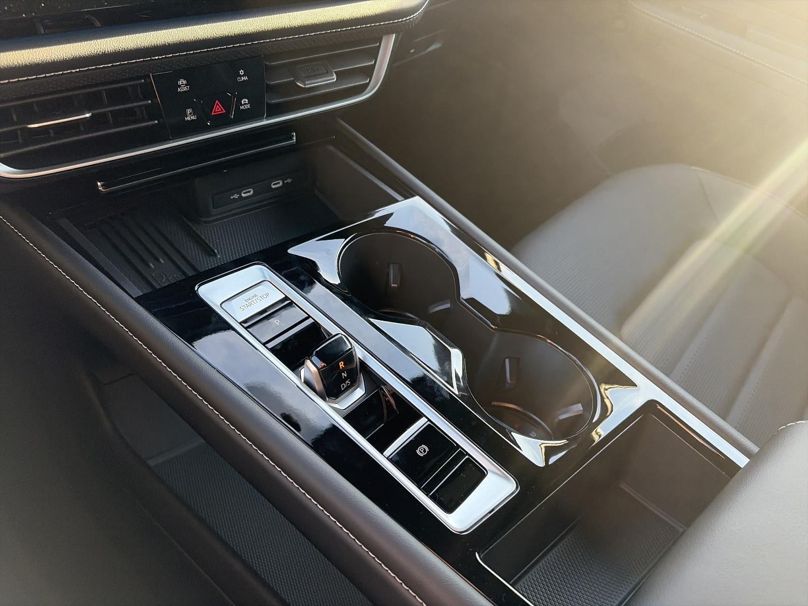 2026 Volkswagen Atlas Cross Sport 2.0T SEL 4MOTION