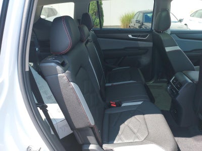 2026 Volkswagen Atlas 2.0T Peak Edition 4MOTION