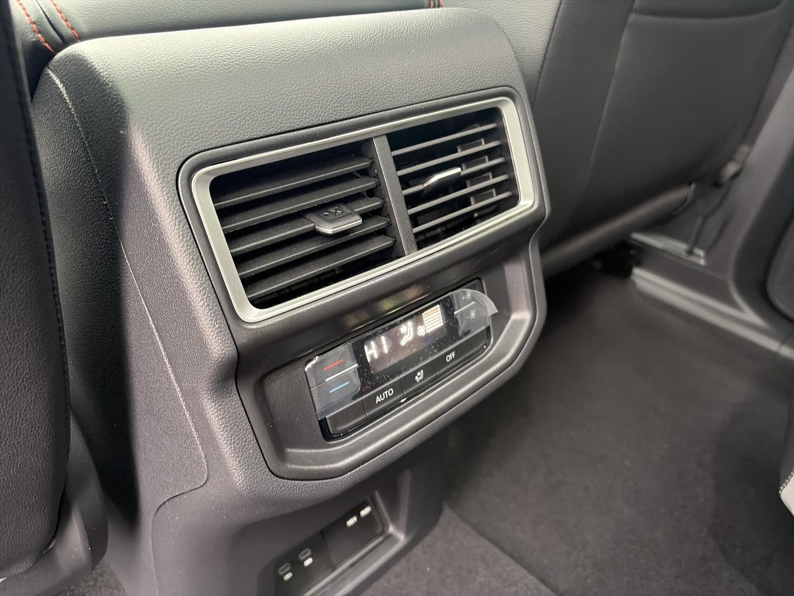 2026 Volkswagen Atlas 2.0T Peak Edition 4MOTION