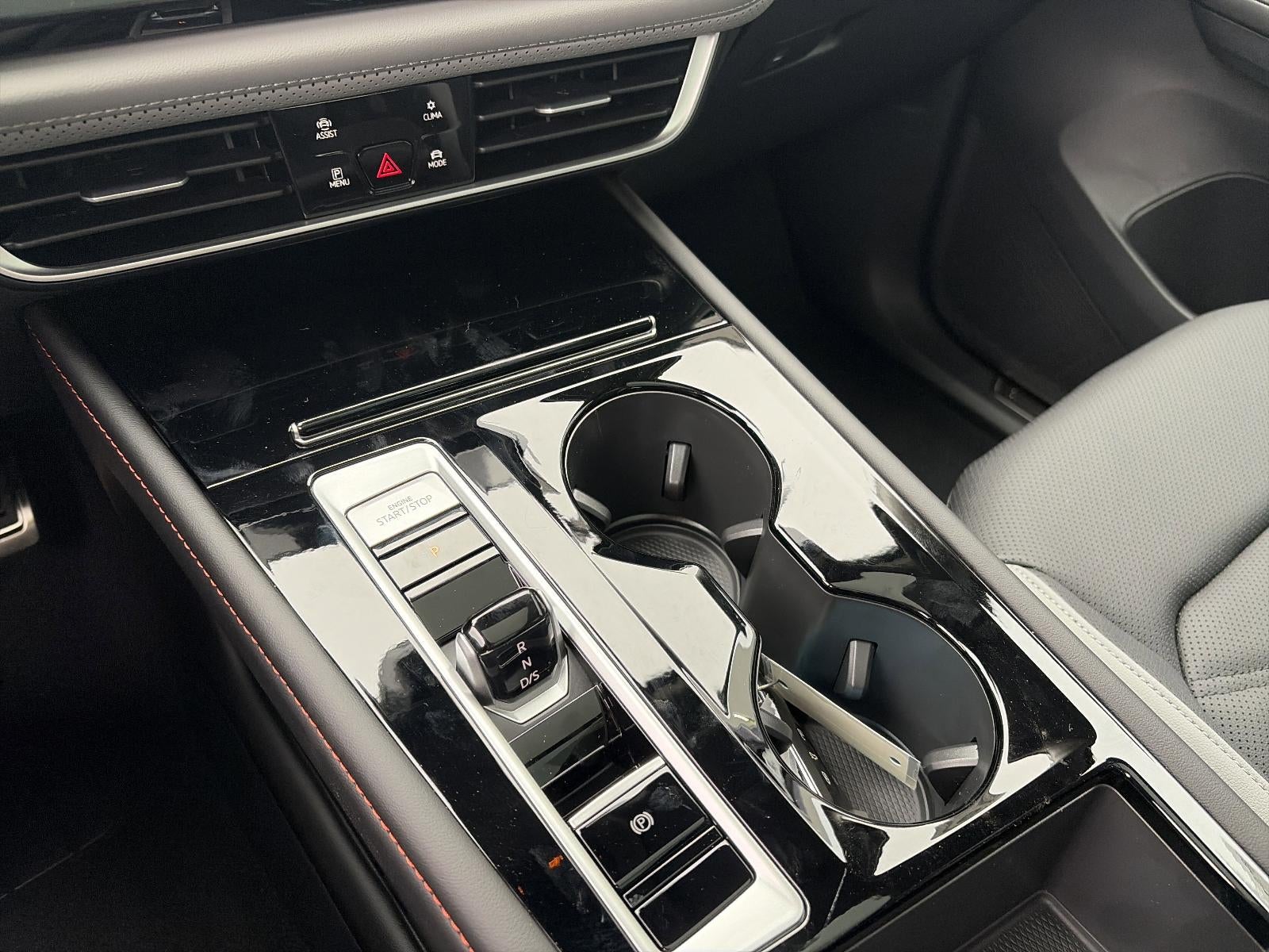 2026 Volkswagen Atlas 2.0T Peak Edition 4MOTION