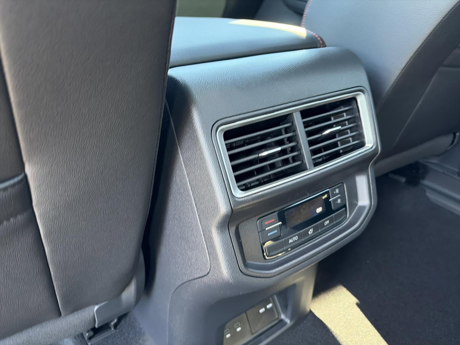 2026 Volkswagen Atlas 2.0T Peak Edition 4MOTION