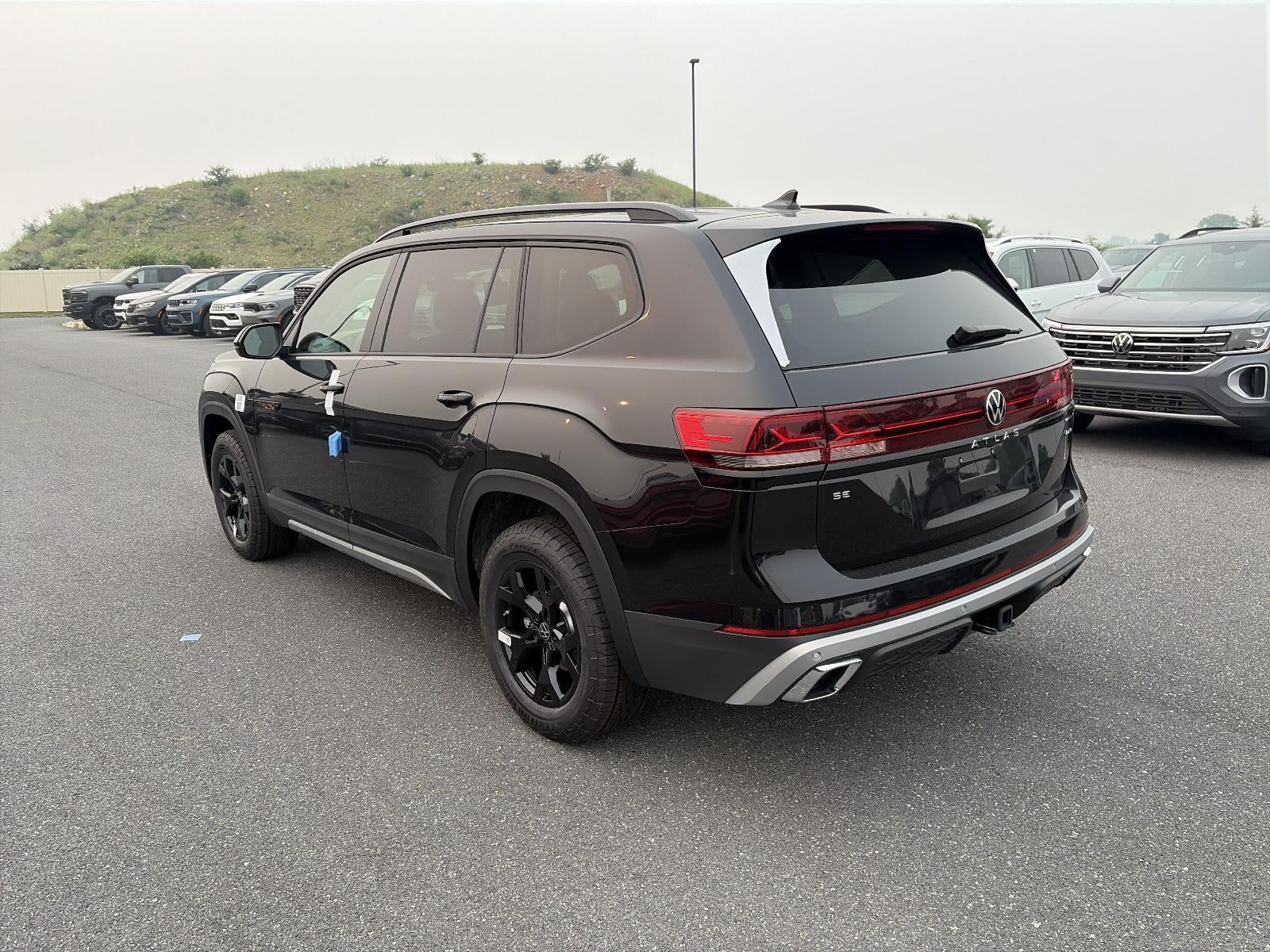 2026 Volkswagen Atlas 2.0T Peak Edition 4MOTION