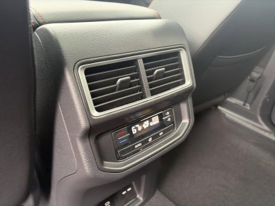 2026 Volkswagen Atlas 2.0T Peak Edition 4MOTION