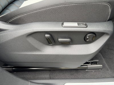 2026 Volkswagen Atlas Cross Sport 2.0T SEL Premium R-Line 4MOTION