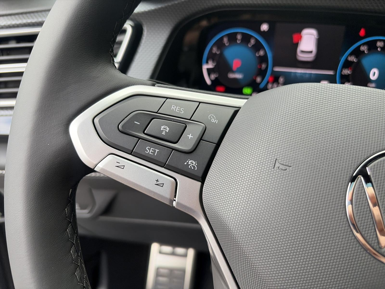 2026 Volkswagen Atlas Cross Sport 2.0T SEL Premium R-Line 4MOTION