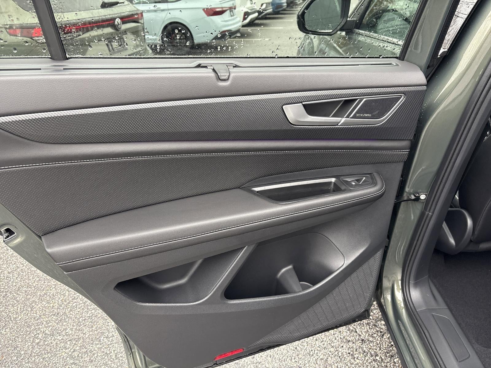 2026 Volkswagen Atlas Cross Sport 2.0T SEL Premium R-Line 4MOTION