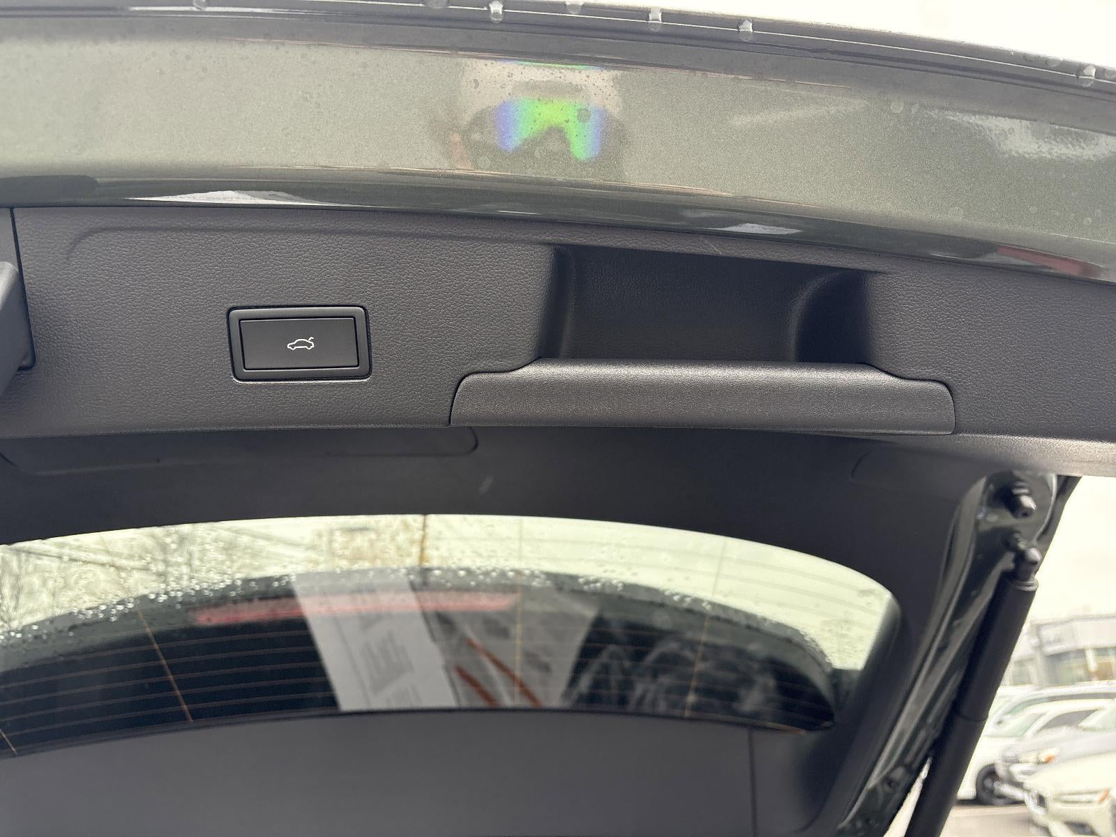 2026 Volkswagen Atlas Cross Sport 2.0T SEL Premium R-Line 4MOTION